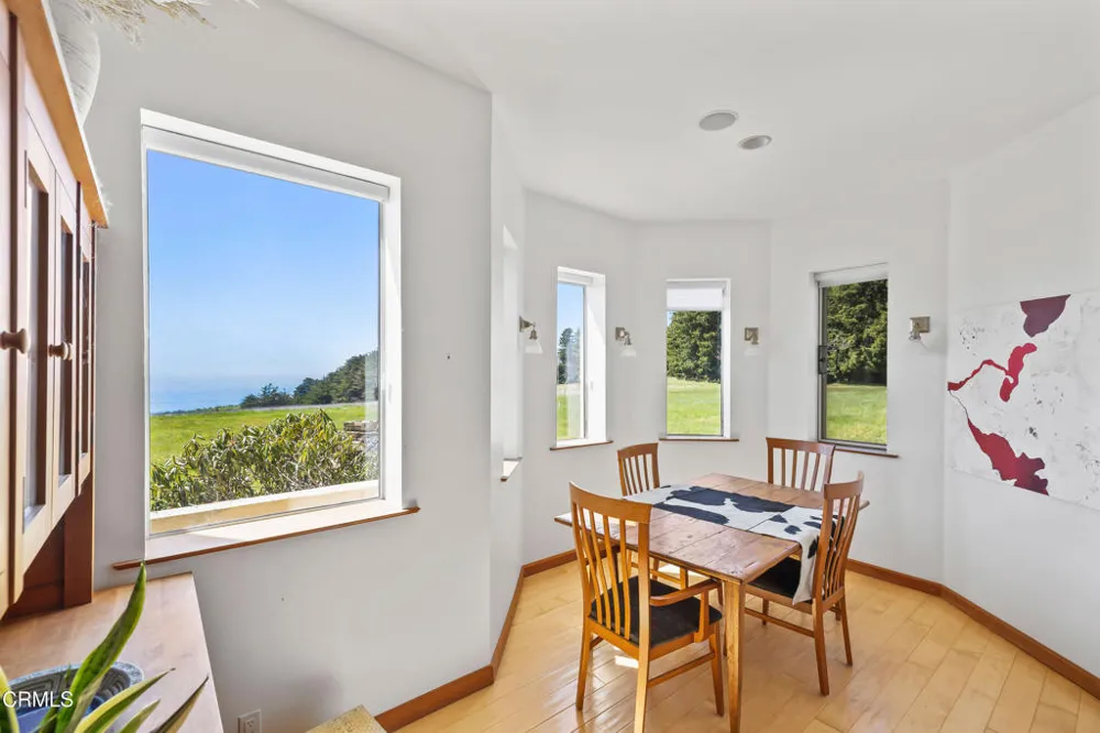 28651 S Highway 1 Point Arena, CA 95468