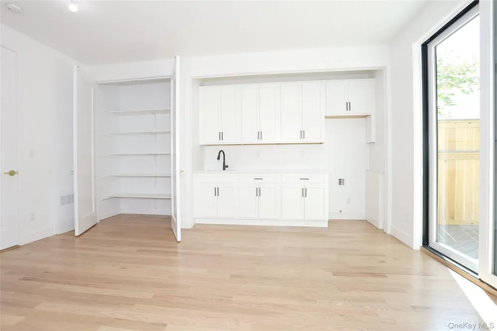 1 Hopal Lane #203 Monsey, NY 10952
