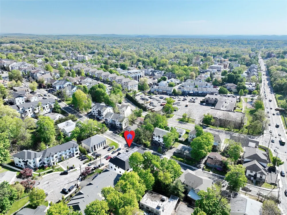 1 Hopal Lane #203 Monsey, NY 10952