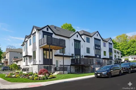 1 Hopal Lane #203
