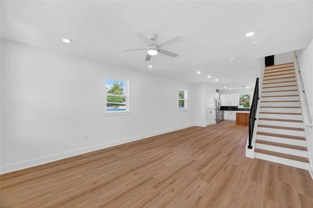 4181 56TH AVENUE St Petersburg, FL 33714