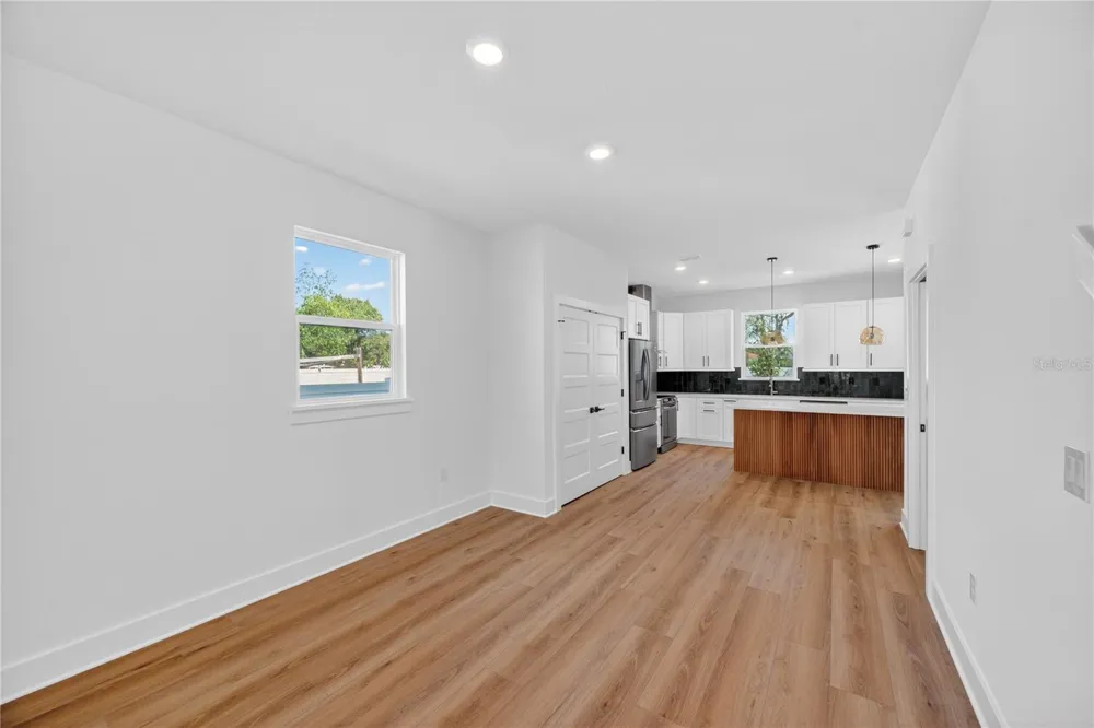 4181 56TH AVENUE St Petersburg, FL 33714