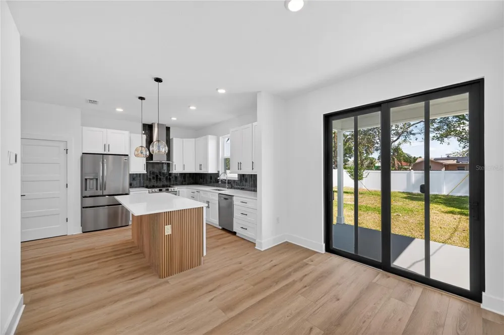 4181 56TH AVENUE St Petersburg, FL 33714