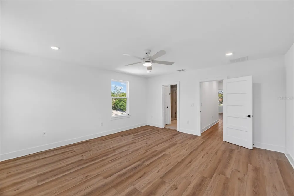 4181 56TH AVENUE St Petersburg, FL 33714