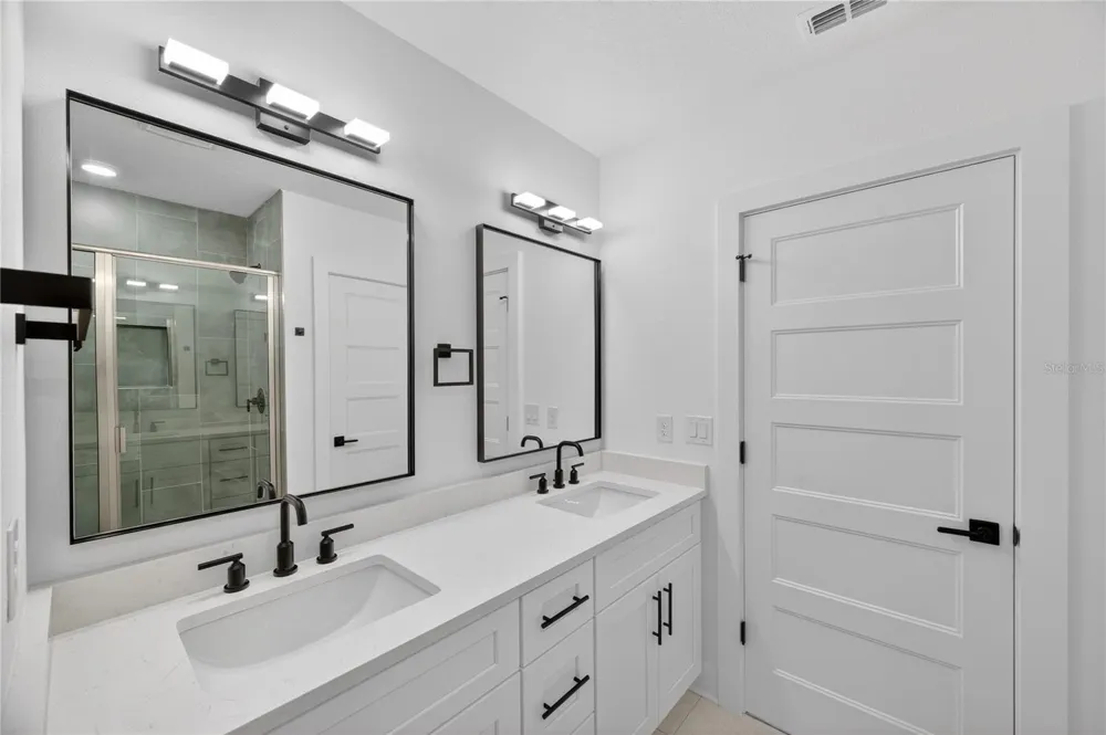 4181 56TH AVENUE St Petersburg, FL 33714