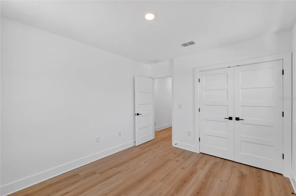 4181 56TH AVENUE St Petersburg, FL 33714