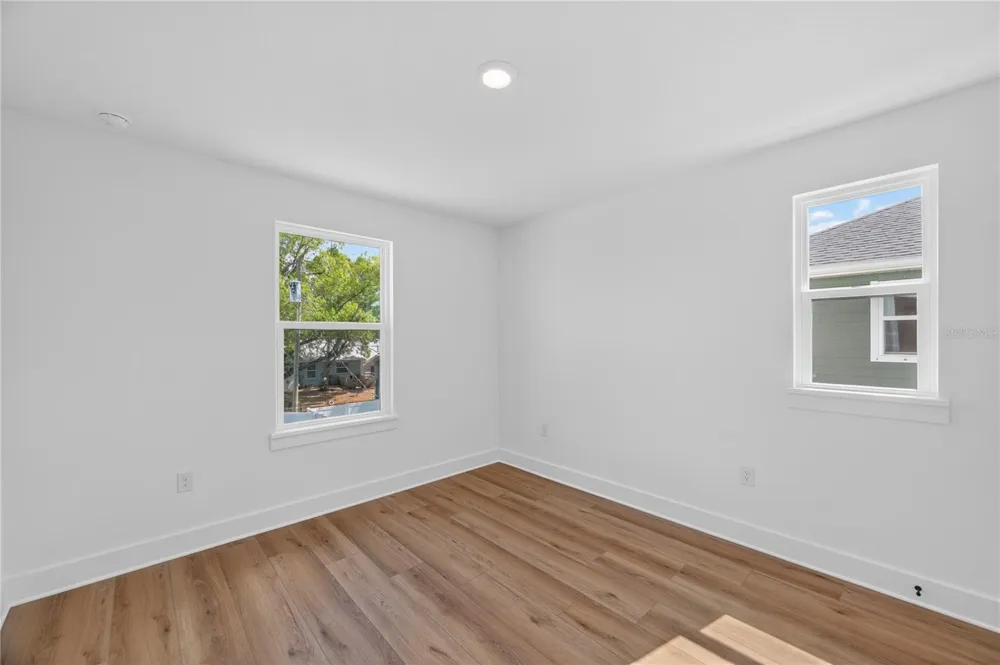 4181 56TH AVENUE St Petersburg, FL 33714