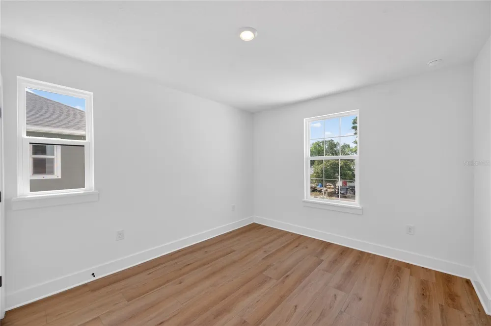 4181 56TH AVENUE St Petersburg, FL 33714