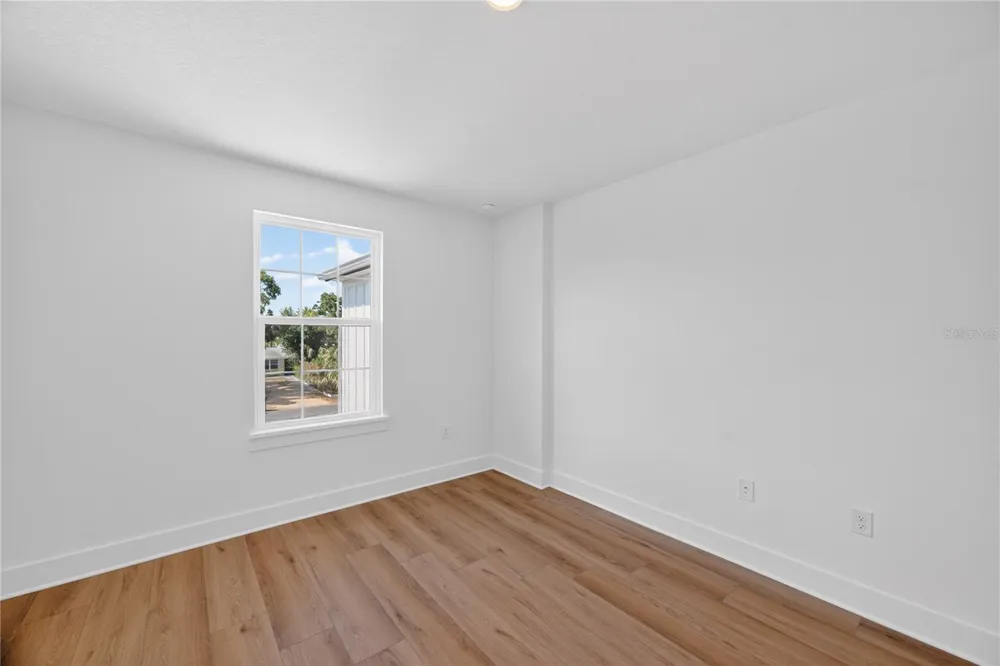 4181 56TH AVENUE St Petersburg, FL 33714