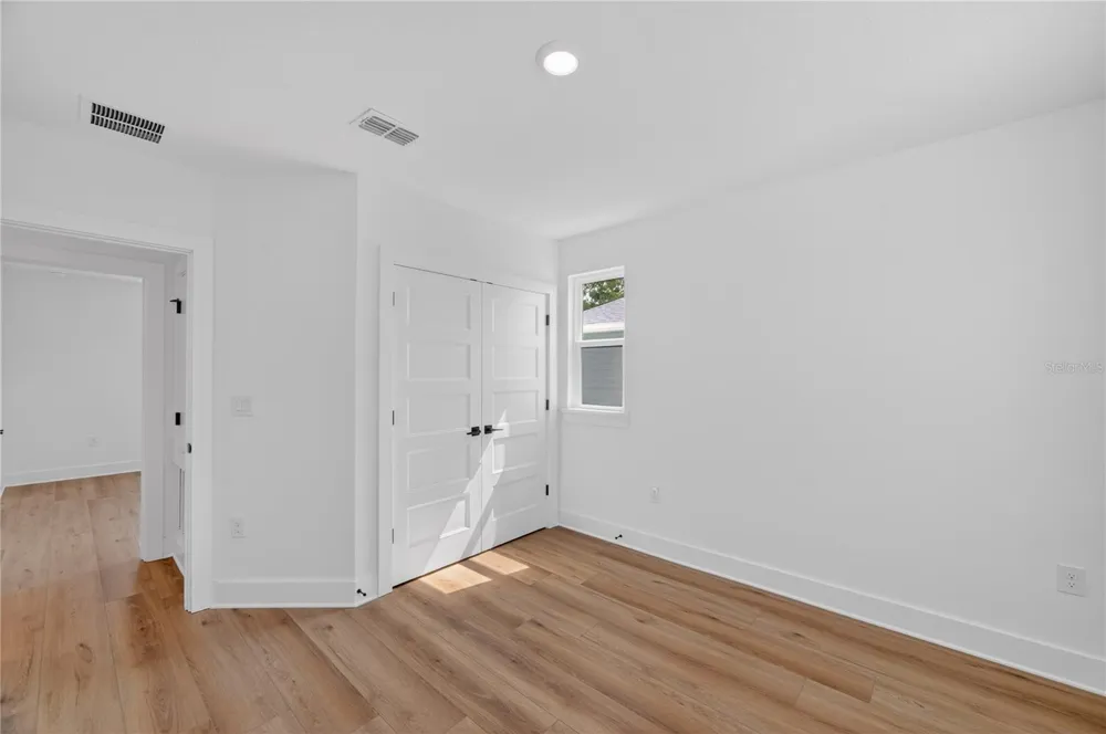4181 56TH AVENUE St Petersburg, FL 33714