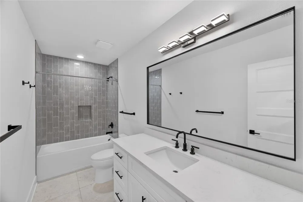 4181 56TH AVENUE St Petersburg, FL 33714