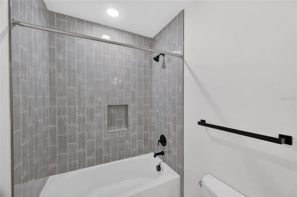 4181 56TH AVENUE St Petersburg, FL 33714