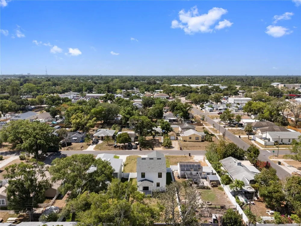 4181 56TH AVENUE St Petersburg, FL 33714