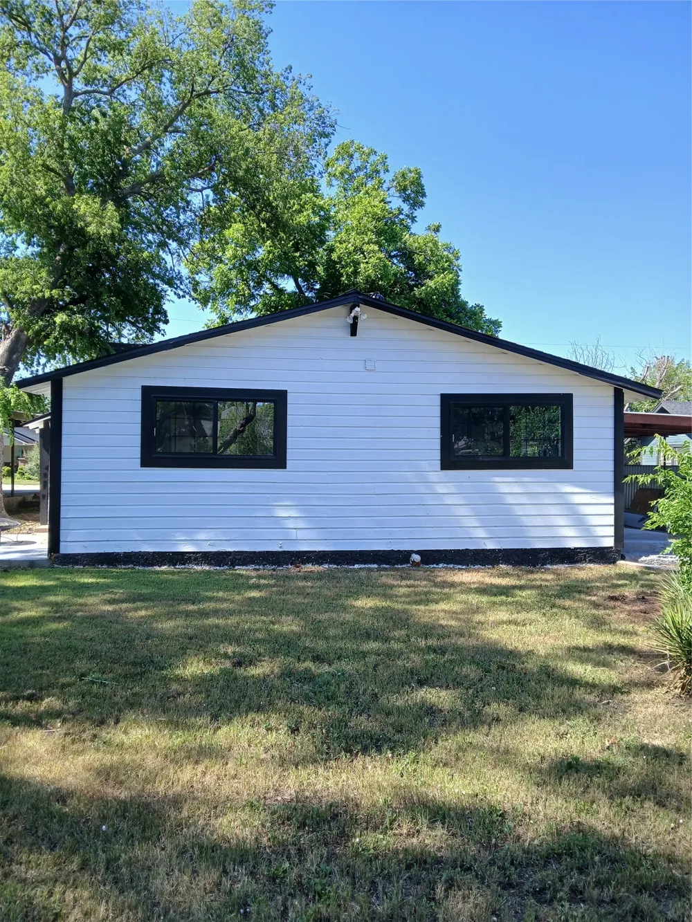 208 E 9TH STREET Coleman, TX 76834