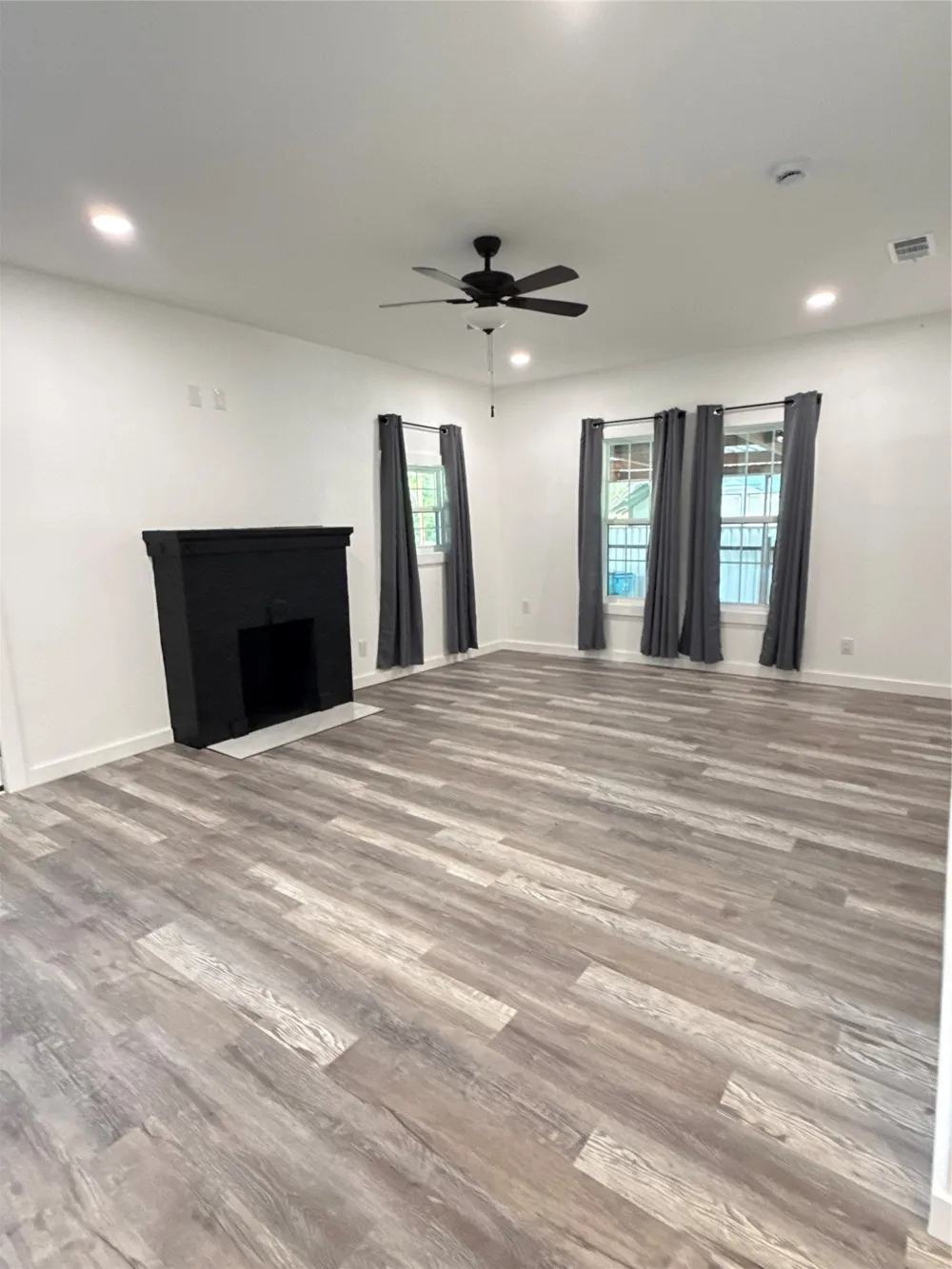 208 E 9TH STREET Coleman, TX 76834