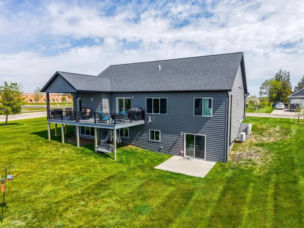 17108 Hilltop Lane SE Chatfield, MN 55923