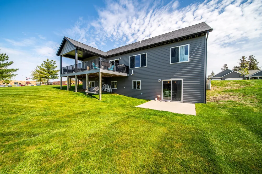 17108 Hilltop Lane SE Chatfield, MN 55923
