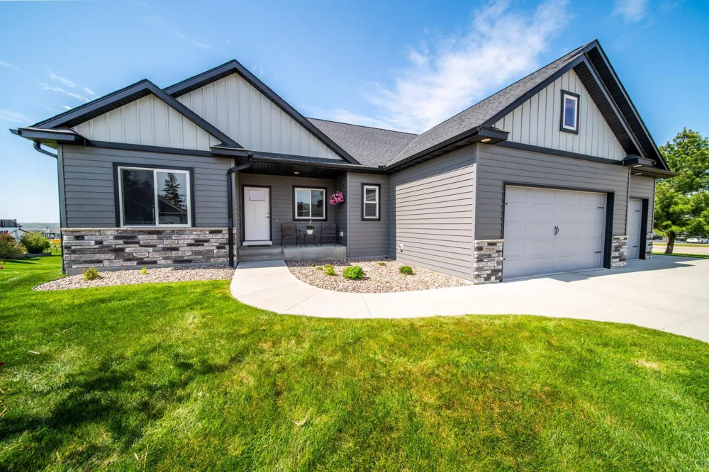 17108 Hilltop Lane SE Chatfield, MN 55923
