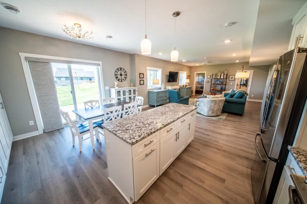 17108 Hilltop Lane SE Chatfield, MN 55923