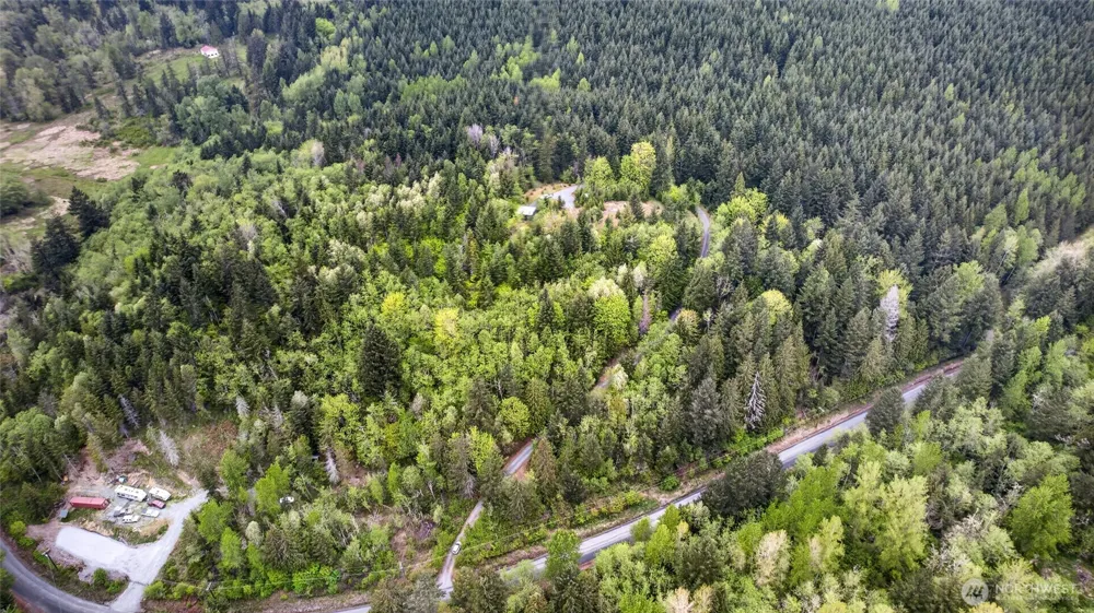 15521 Scott Turner Road E Eatonville, WA 98328