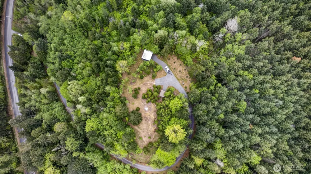 15521 Scott Turner Road E Eatonville, WA 98328