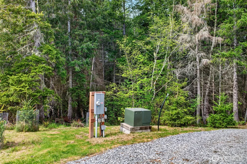 15521 Scott Turner Road E Eatonville, WA 98328