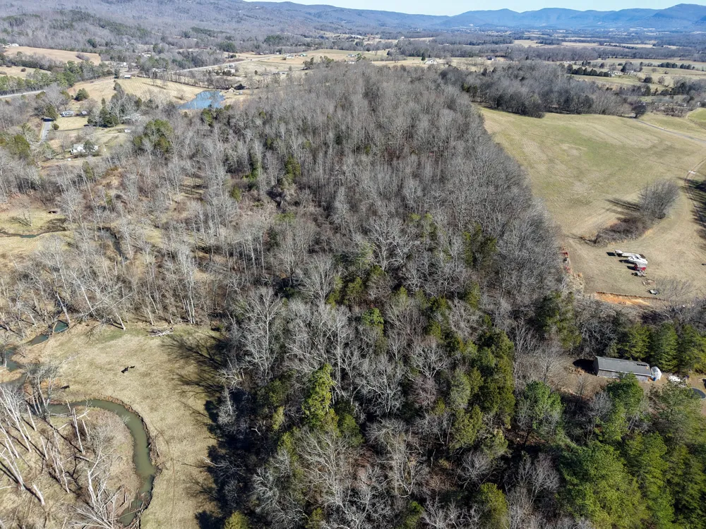 15634 Old State Highway 28 Pikeville, TN 37367