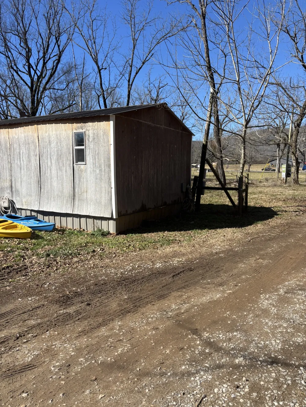 15634 Old State Highway 28 Pikeville, TN 37367