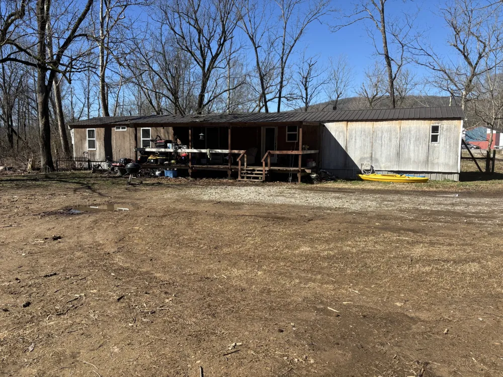 15634 Old State Highway 28 Pikeville, TN 37367