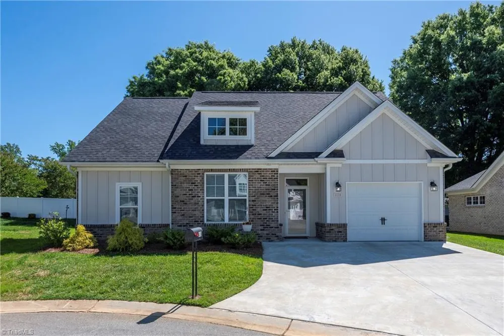 438 Fernwood Drive Yadkinville, NC 27055