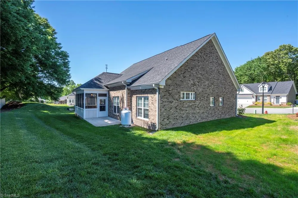 438 Fernwood Drive Yadkinville, NC 27055