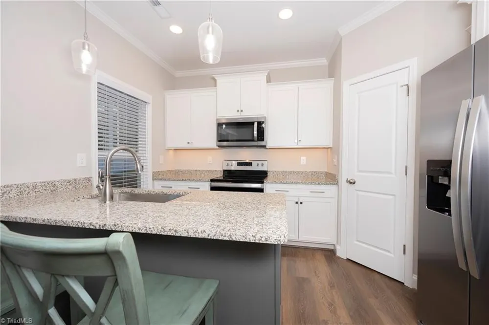 438 Fernwood Drive Yadkinville, NC 27055