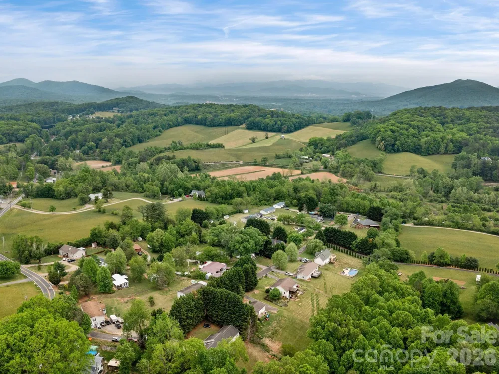 38 Brown Lynch Road Candler, NC 28715