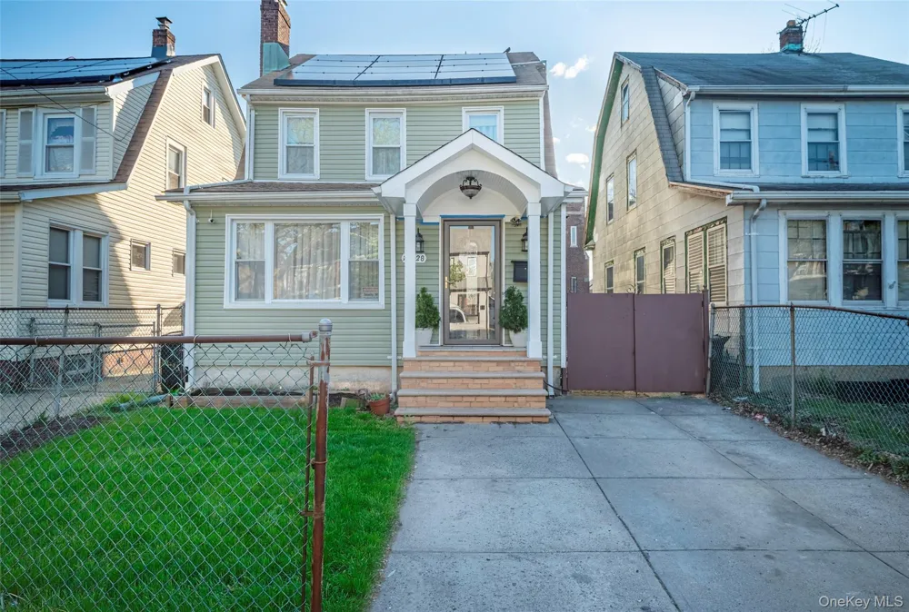 112-28 200 STREET Saint Albans, NY 11412