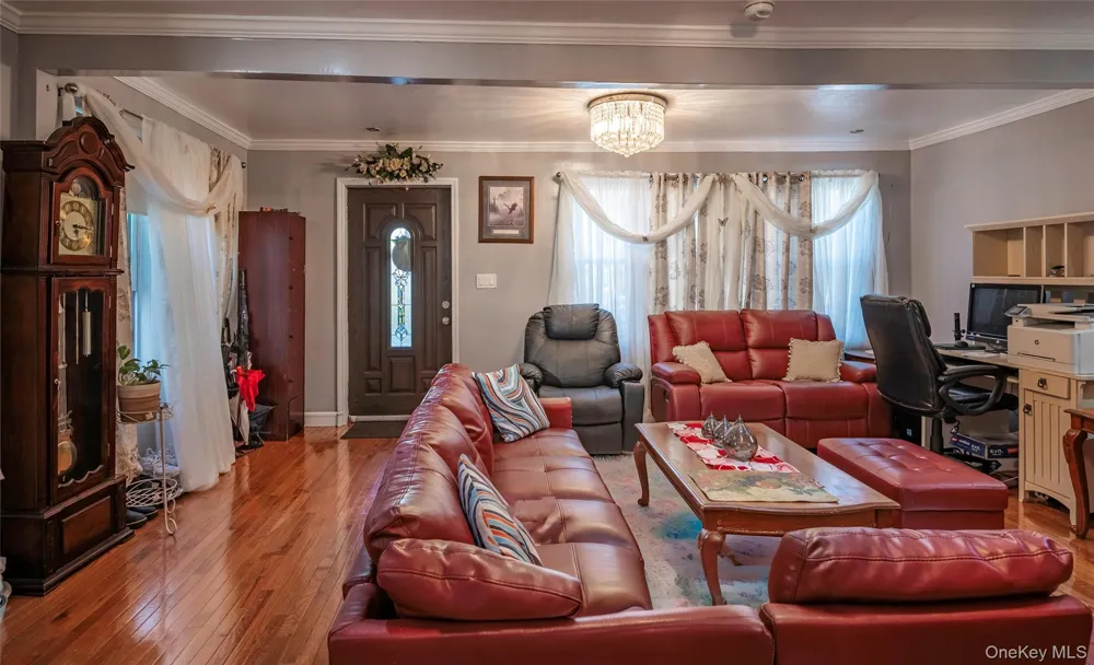 112-28 200 STREET Saint Albans, NY 11412