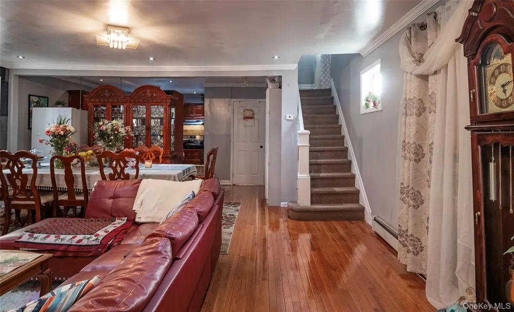 112-28 200 STREET Saint Albans, NY 11412