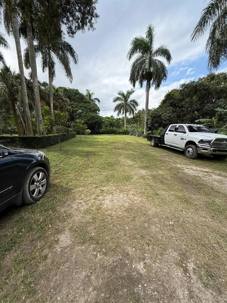 25945 SW 197th Ave Homestead, FL 33031
