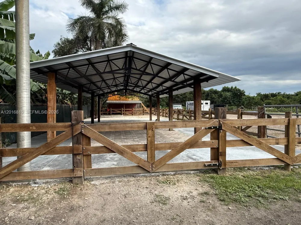 25945 SW 197th Ave Homestead, FL 33031