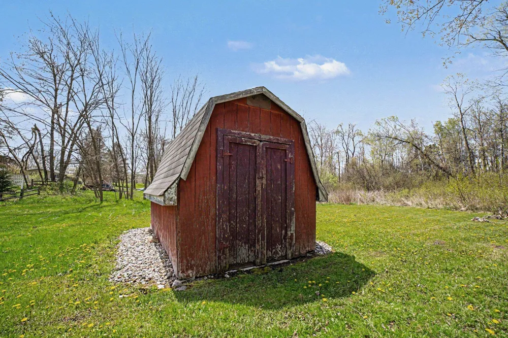 3431 Maradee Court Surrey Township, MI 48622