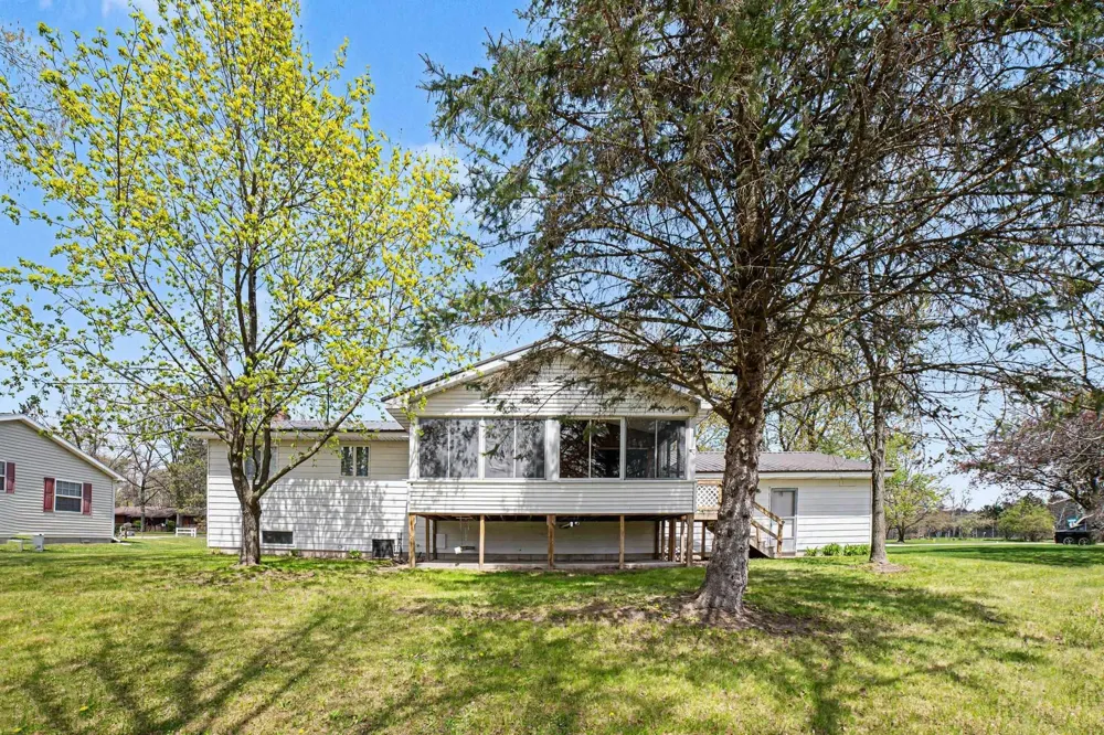 3431 Maradee Court Surrey Township, MI 48622