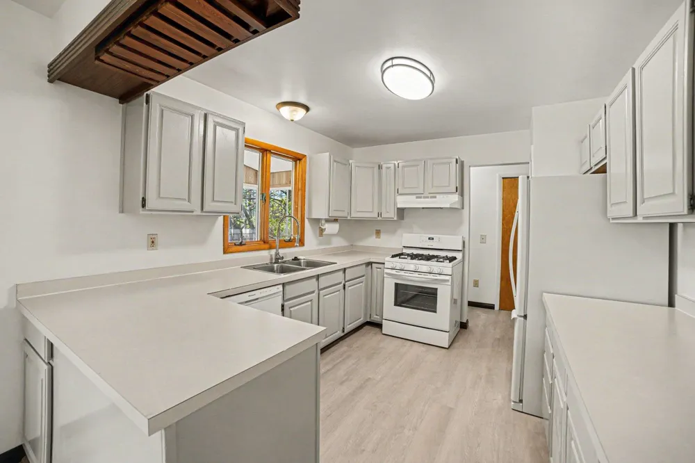 3431 Maradee Court Surrey Township, MI 48622