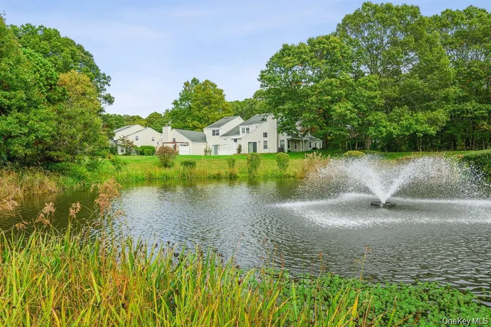 31 Quail Court Manorville, NY 11949