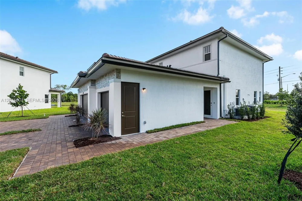 4480 SW 122nd Ter #0 Davie, FL 33330