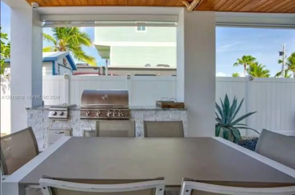 325 Calusa Key Largo, FL 33037