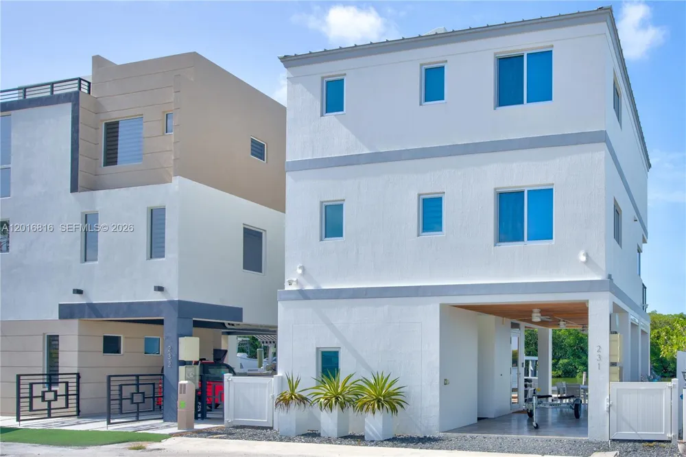 325 Calusa Key Largo, FL 33037