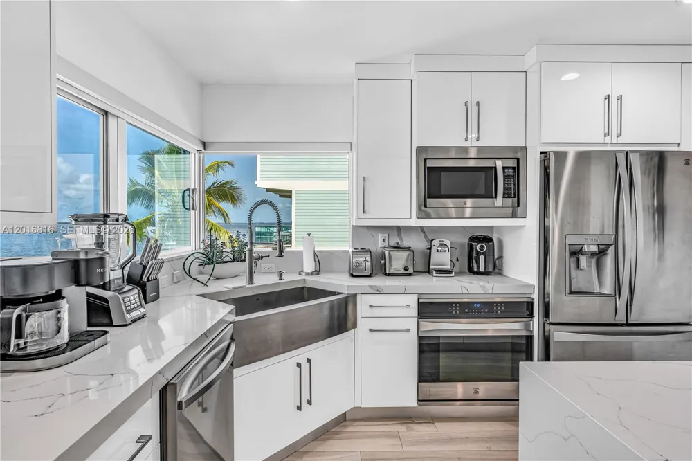 325 Calusa Key Largo, FL 33037