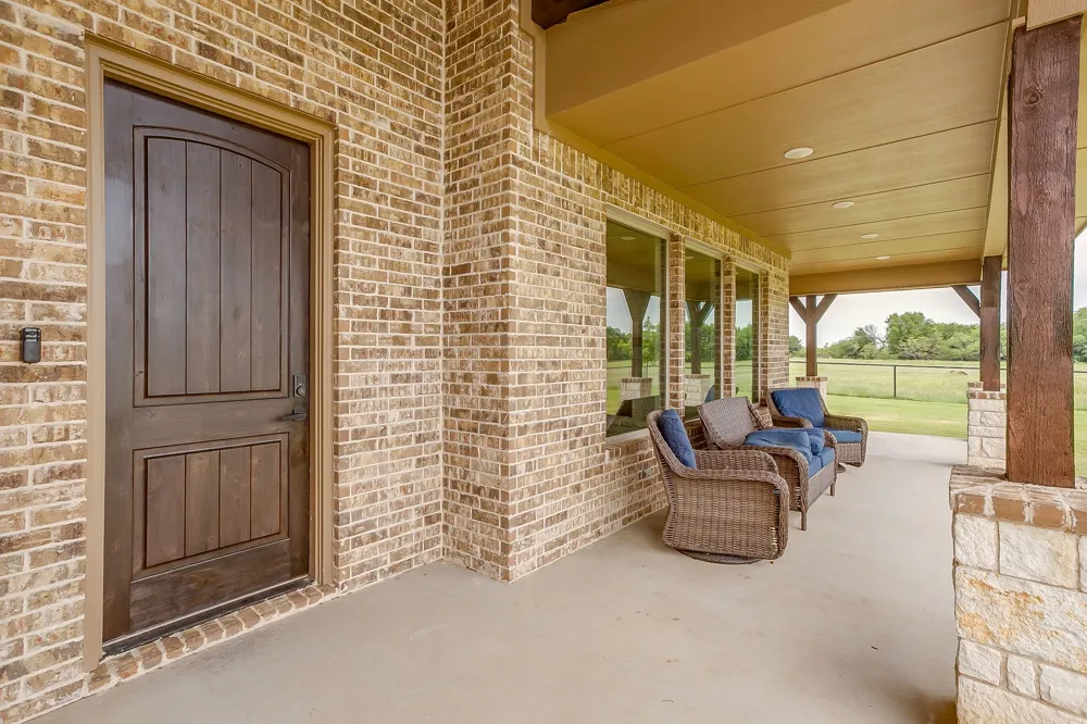 770 County Road 1346 Chico, TX 76431