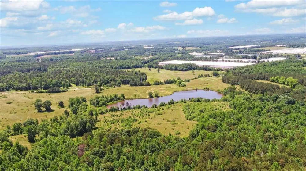 0000 Wayne Poultry Road Pendergrass, GA 30567