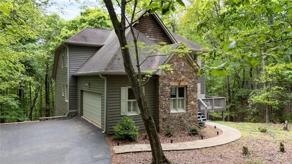 113 Yanoo Trace Big Canoe, GA 30143