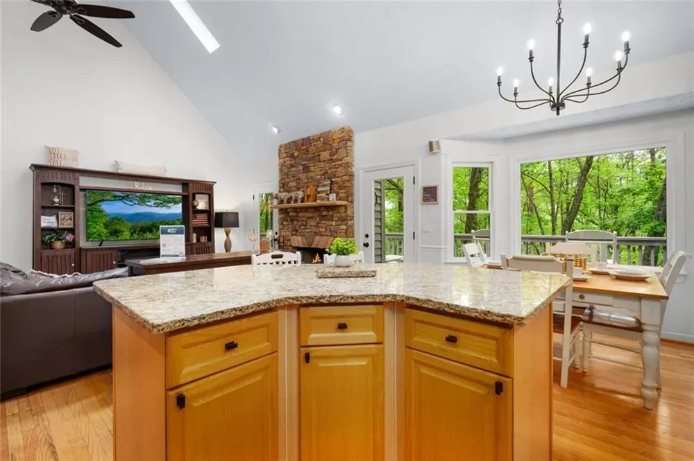 113 Yanoo Trace Big Canoe, GA 30143